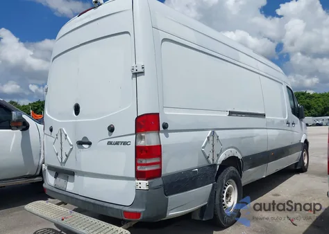 2012 Mercedes-Benz Sprinter 2500 High Roof z USA, uszkodzony, nr VIN WD3PE8CB0C5704678